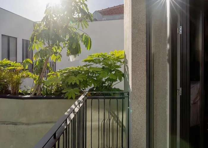 Portie Deluxe By Da'home *