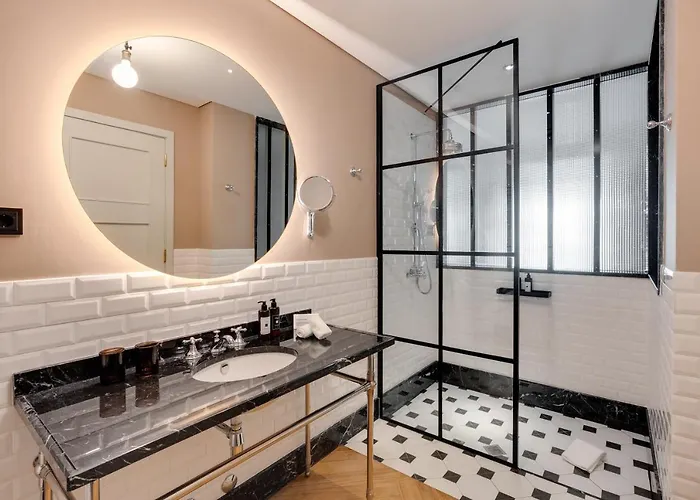 Portie Deluxe By Da'home *