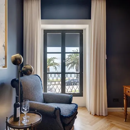 Portie Deluxe By Da'home *