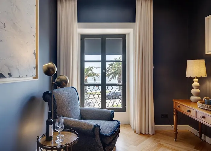 Portie Deluxe By Da'home *