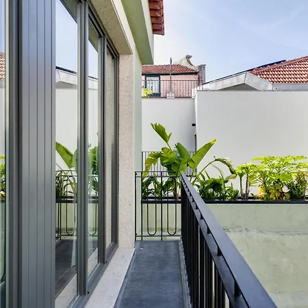 Portie Deluxe By Da'home *