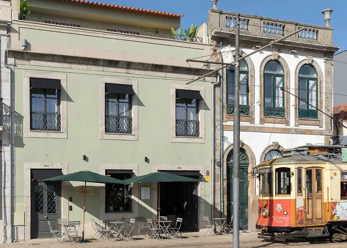 Portie Deluxe By Da'home *