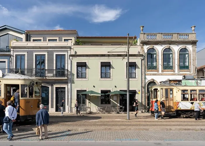 Portie Deluxe By Da'home